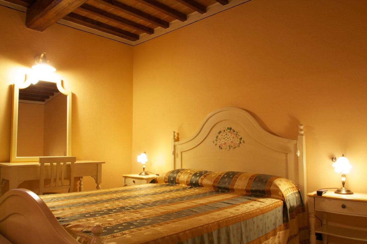 Relais La Leopolda Panzió Cortona Kültér fotó