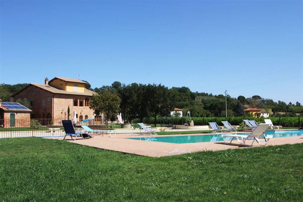 Relais La Leopolda Panzió Cortona Kültér fotó
