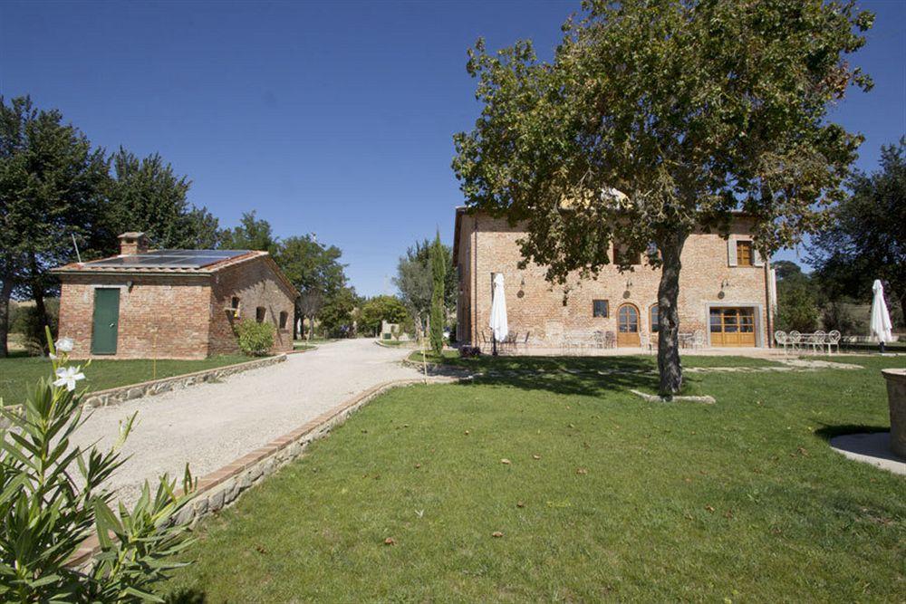 Relais La Leopolda Panzió Cortona Kültér fotó